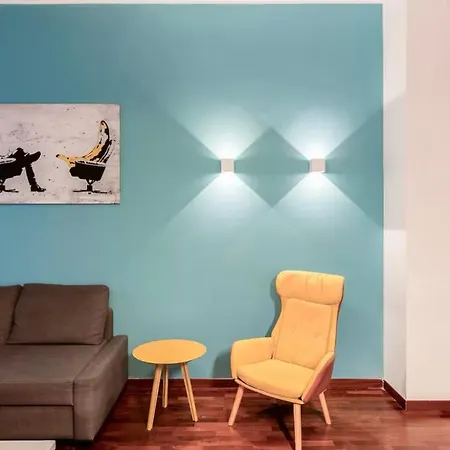 Apartment Boheme, 15 Min To Duomo *